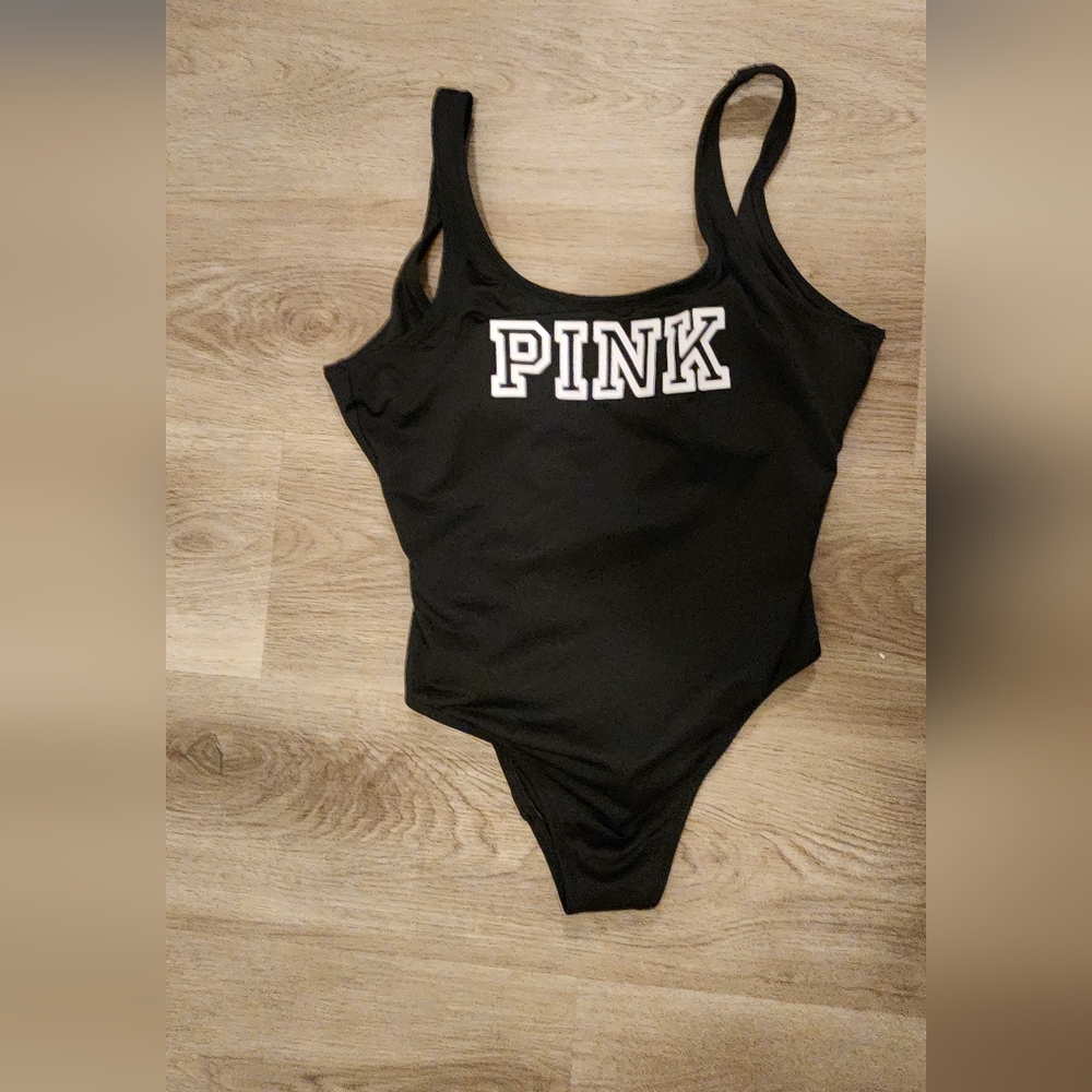 Victoria's Secret Black Signature Logo One-Piece Swimsuit Sz S/P Pink Active NWT